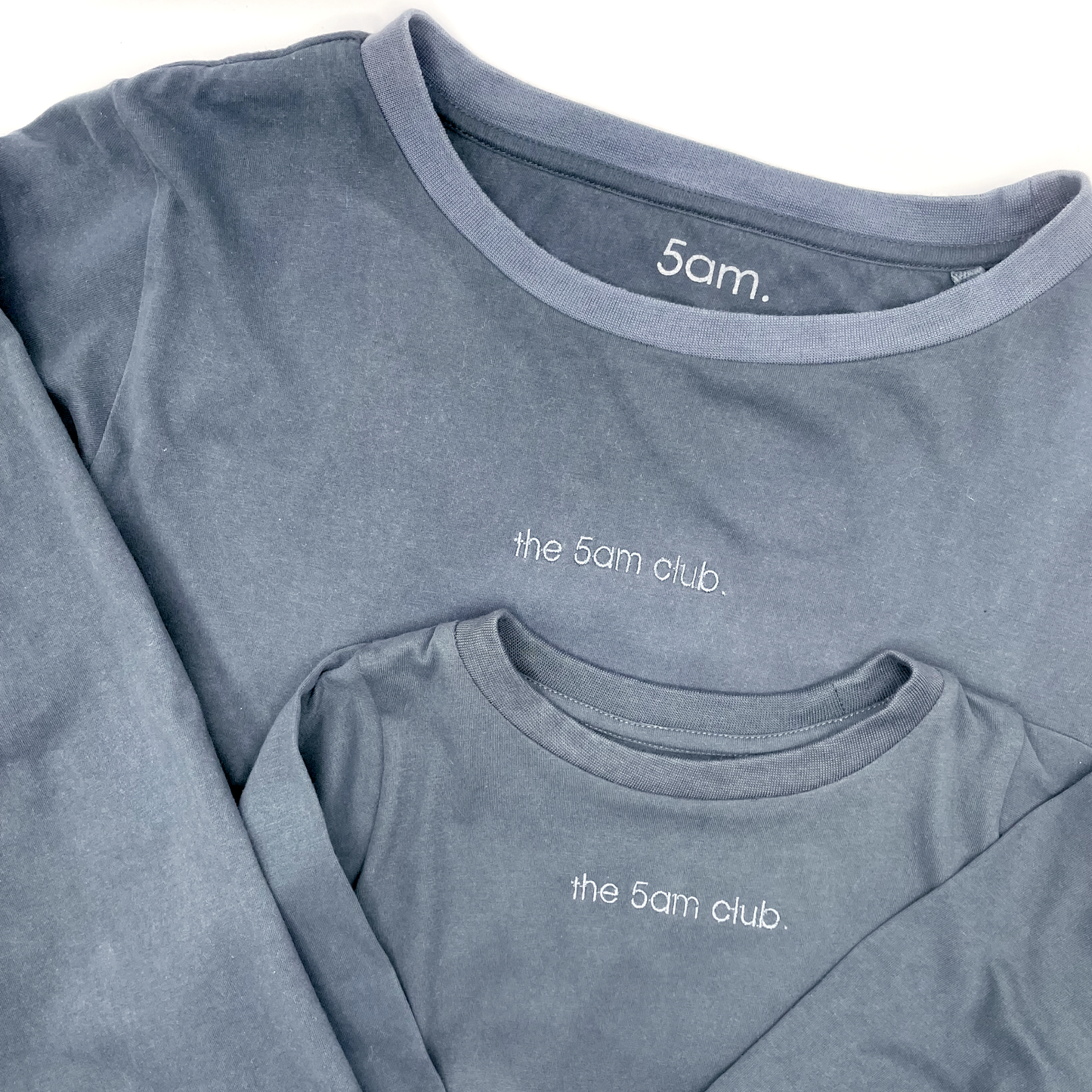 charcoal long sleeve top from the 5am mama. The 5am club logo on the chest