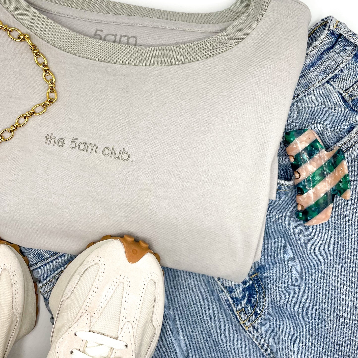 5am tee | mama | dove